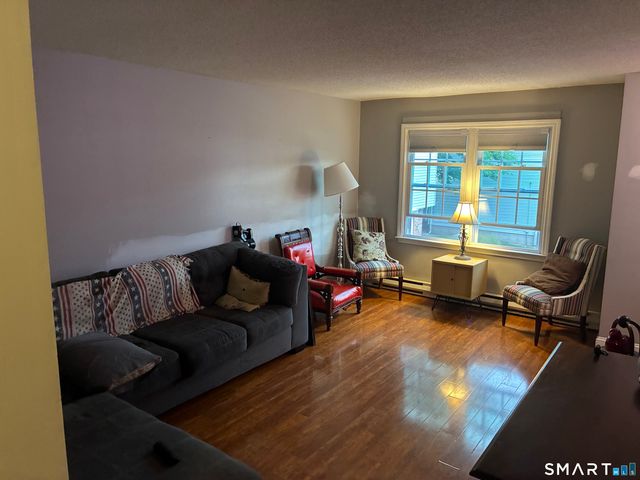 260 Burlington Avenue 10, Bristol, CT 06010