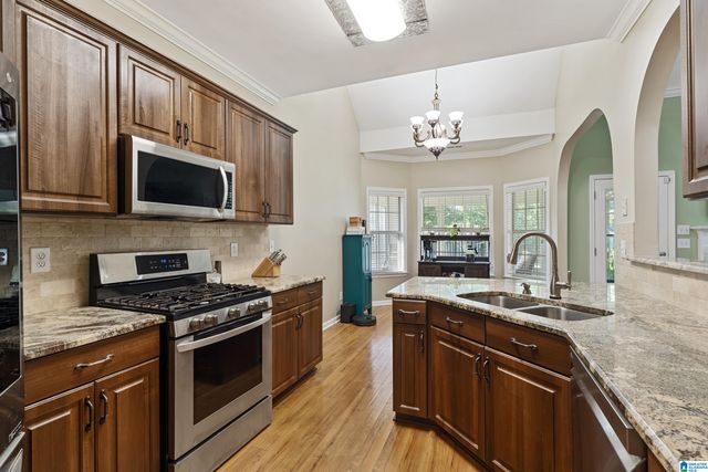 121 WATERFORD HIGHLANDS TRAIL, Calera, AL 35040
