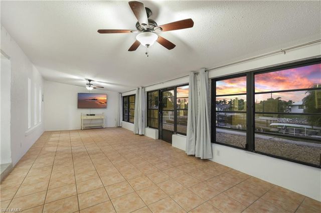 3461 Lakeview DR, Naples, FL 34112