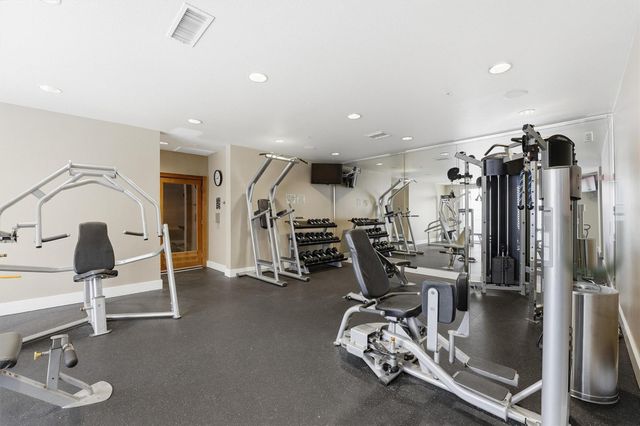 3505 Sage Road 208, Houston, TX 77056