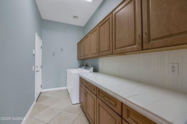 63297 E Flower Ridge Drive, Tucson, AZ 85739