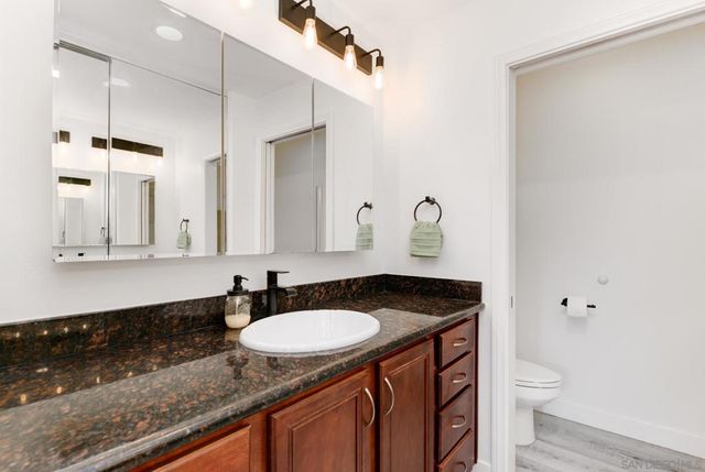 5402 Balboa Arms 348, San Diego, CA 92117