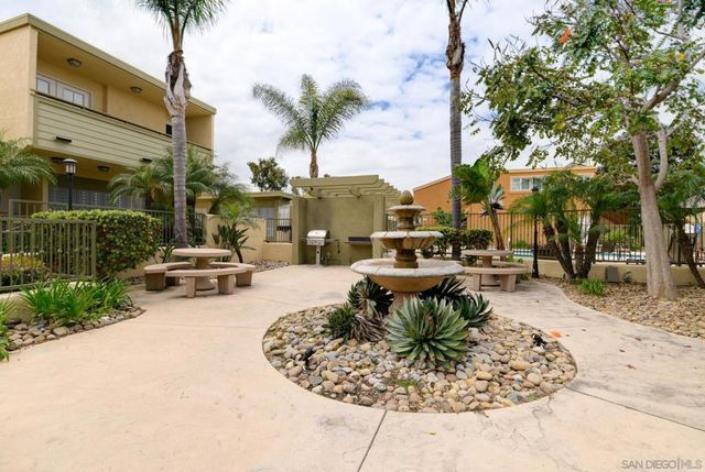 5402 Balboa Arms 348, San Diego, CA 92117