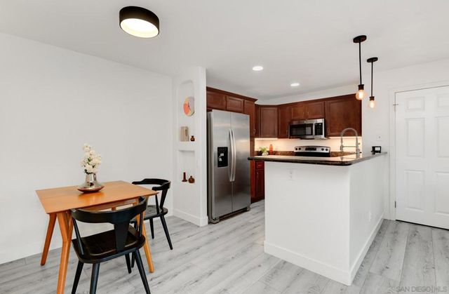 5402 Balboa Arms 348, San Diego, CA 92117