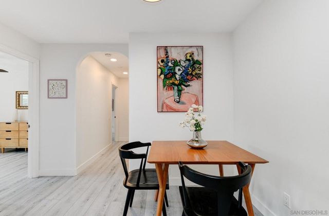5402 Balboa Arms 348, San Diego, CA 92117