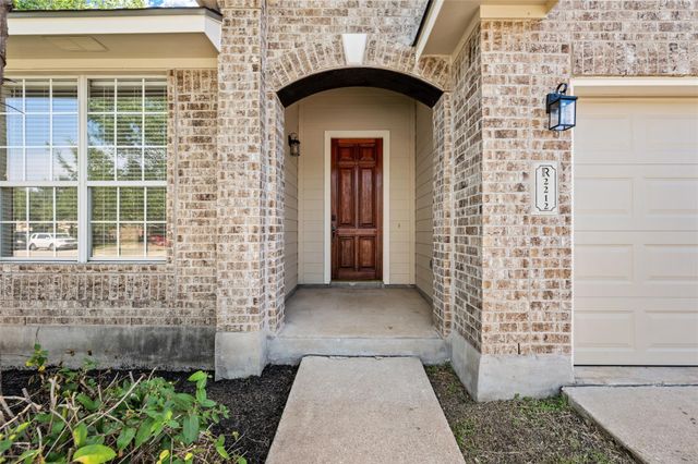 2212 Speidel DR, Pflugerville, TX 78660