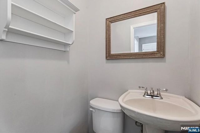 26 Meslar Road, Morris Township, NJ 07950