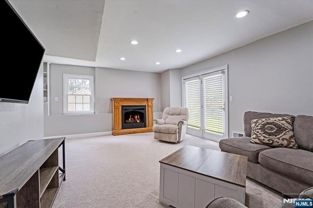 26 Meslar Road, Morris Township, NJ 07950