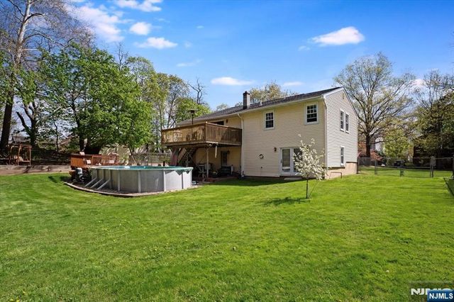 26 Meslar Road, Morris Township, NJ 07950