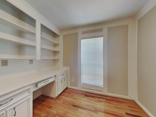 6607 Gentle Bend Drive, Houston, TX 77069