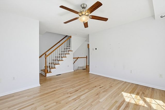 26 Oakwood St 26, Boston, MA 02136