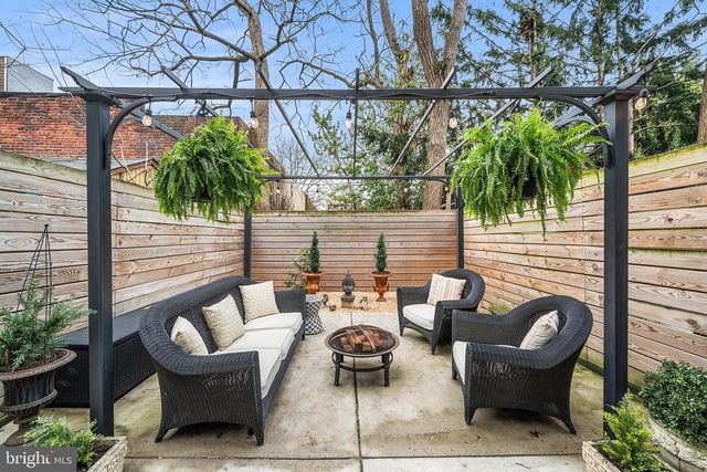 1117 EARL ST, Philadelphia, PA 19125