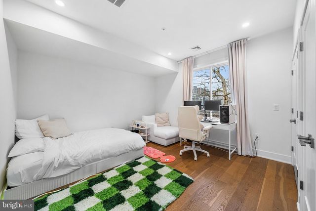 1117 EARL ST, Philadelphia, PA 19125