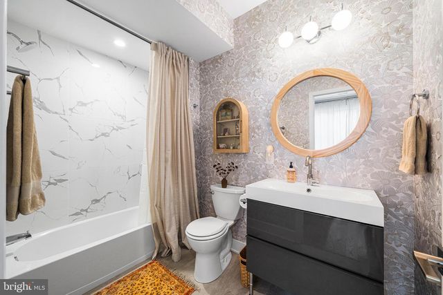 1117 EARL ST, Philadelphia, PA 19125