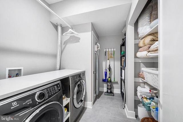 1117 EARL ST, Philadelphia, PA 19125