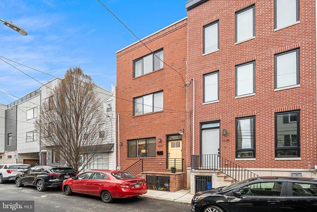 1117 EARL ST, Philadelphia, PA 19125