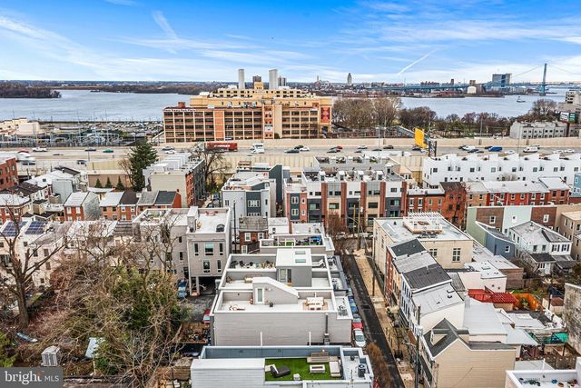 1117 EARL ST, Philadelphia, PA 19125