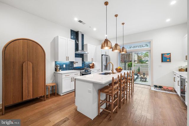 1117 EARL ST, Philadelphia, PA 19125