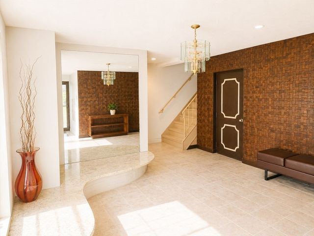 405 Langley Rd 2A, Newton, MA 02459