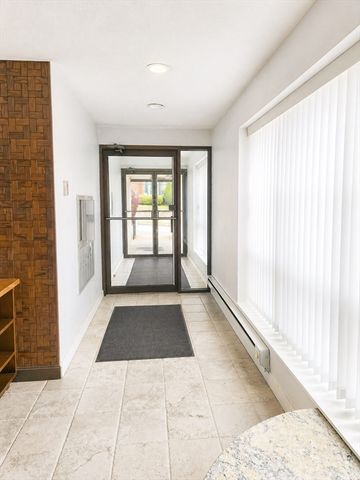 405 Langley Rd 2A, Newton, MA 02459