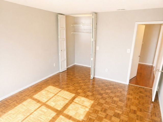 405 Langley Rd 2A, Newton, MA 02459