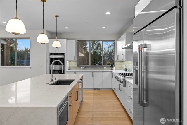 12301 NE 107th Street, Kirkland, WA 98033