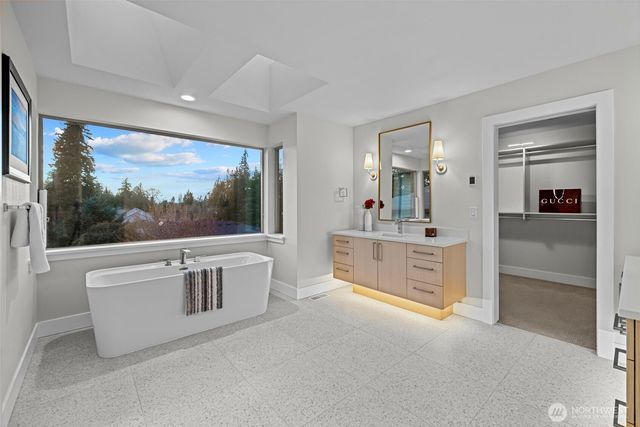 12301 NE 107th Street, Kirkland, WA 98033