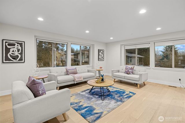 12301 NE 107th Street, Kirkland, WA 98033