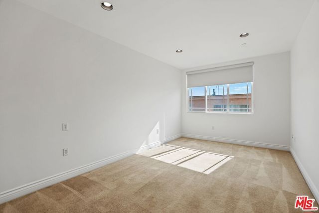 11346 Iowa Avenue 104, Los Angeles, CA 90025