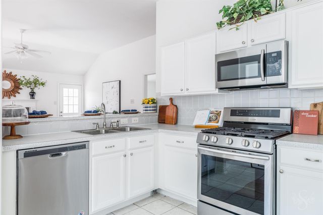 3261 Rachel Ln, Katy, TX 77493