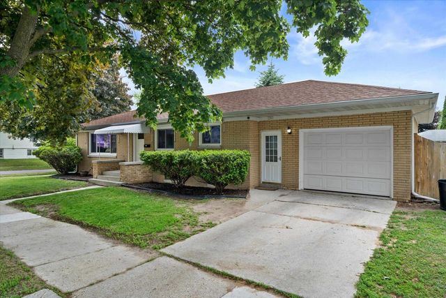1201 S 19TH STREET, Manitowoc, WI 54220