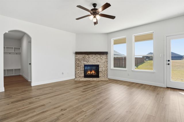 11701 Blackfoot Court, Godley, TX 76044