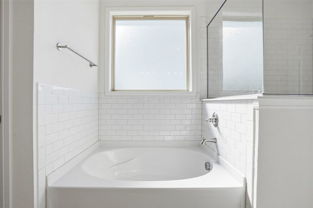 11701 Blackfoot Court, Godley, TX 76044