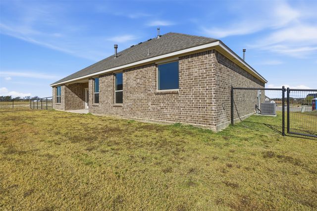 11701 Blackfoot Court, Godley, TX 76044