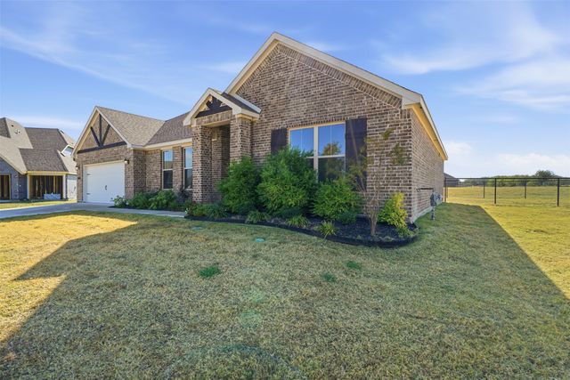 11701 Blackfoot Court, Godley, TX 76044