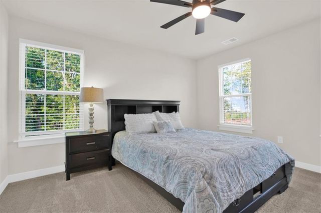 125 Longwood Drive, Fayetteville, GA 30215