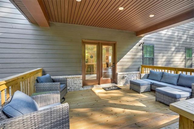 125 Longwood Drive, Fayetteville, GA 30215