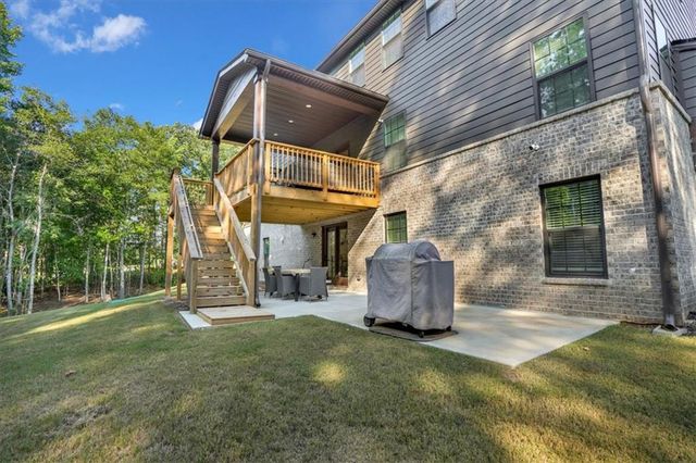 125 Longwood Drive, Fayetteville, GA 30215