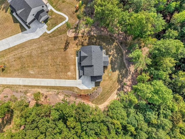 125 Longwood Drive, Fayetteville, GA 30215