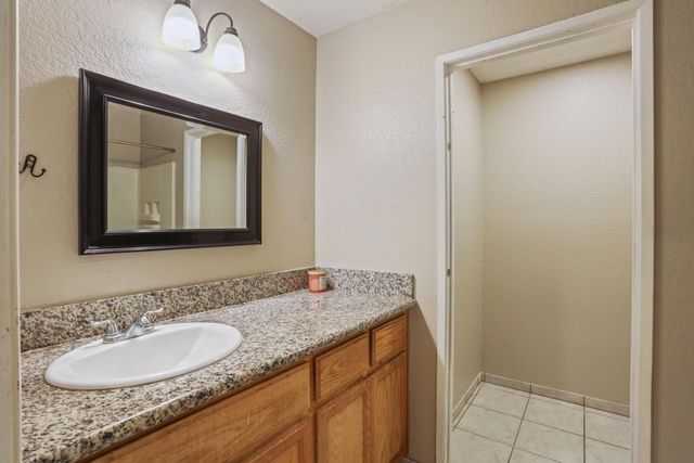 150 Spruce Ave, Galt, CA 95632