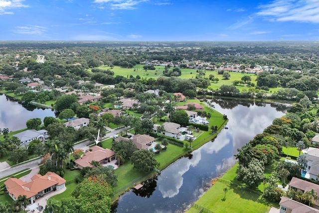 10324 SW 26th Street, Davie, FL 33324
