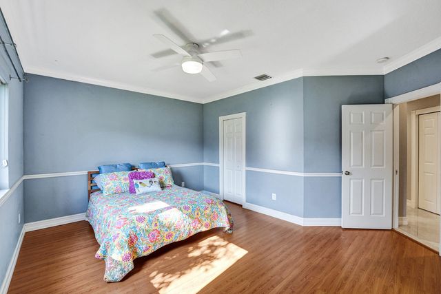 10324 SW 26th Street, Davie, FL 33324