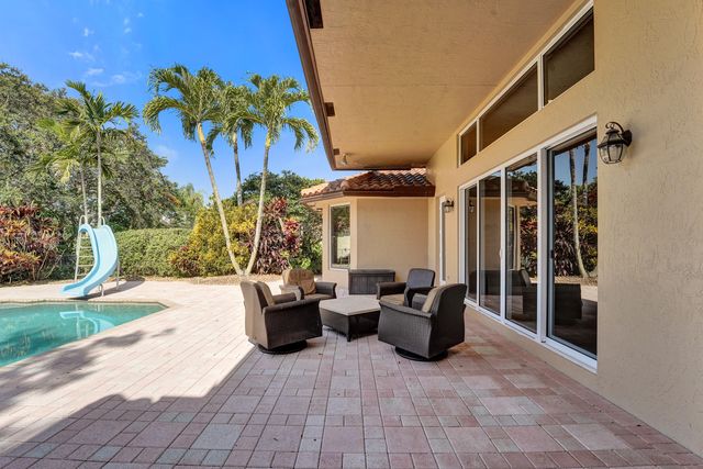 10324 SW 26th Street, Davie, FL 33324