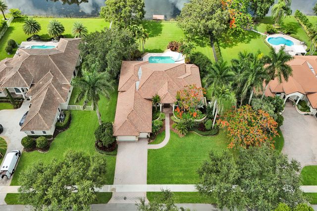 10324 SW 26th Street, Davie, FL 33324