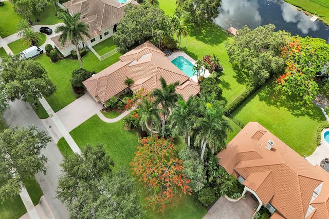 10324 SW 26th Street, Davie, FL 33324