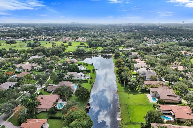 10324 SW 26th Street, Davie, FL 33324