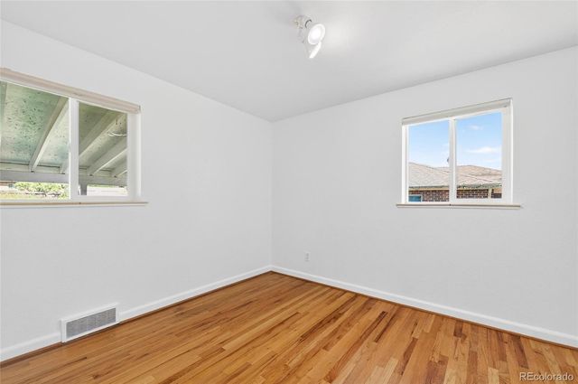 8165 W 17th Avenue, Lakewood, CO 80214