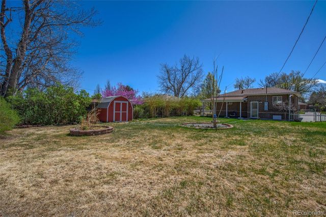 8165 W 17th Avenue, Lakewood, CO 80214