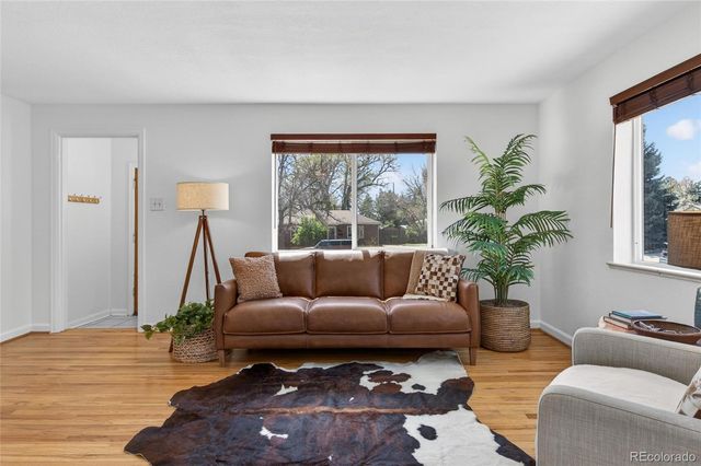 8165 W 17th Avenue, Lakewood, CO 80214