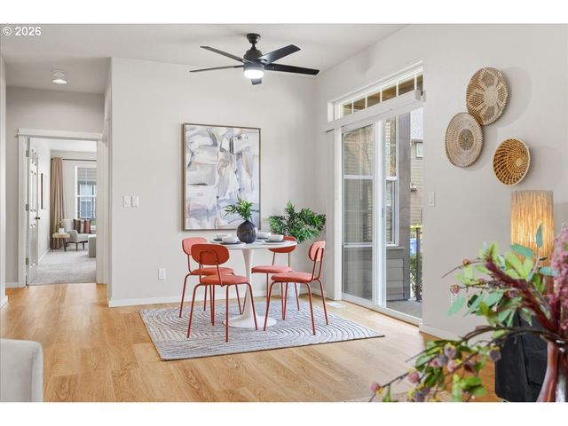 7247 Ne STONEYBROOK St, Hillsboro, OR 97124